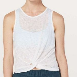 ❄️ 2/$40 White Lululemon Breath Through Twist Tank